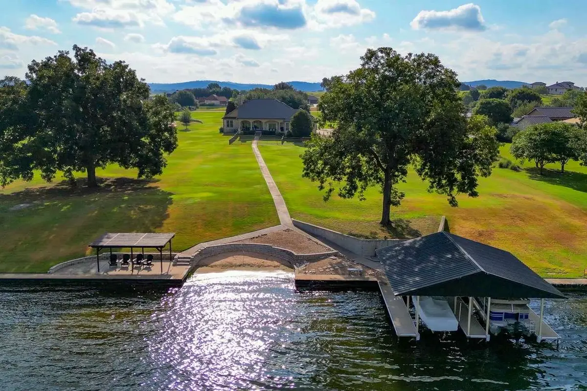 1621 Legends Pkwy, Kingsland, TX 78639 - #1