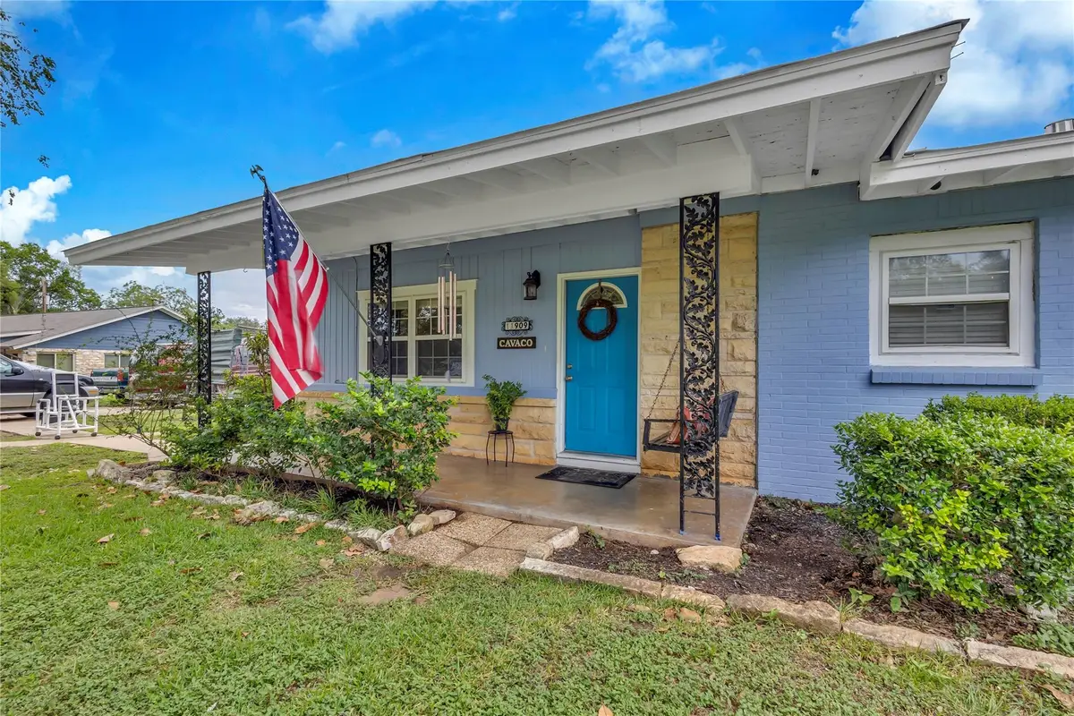 11909 Bluebonnet Ln, Manchaca, TX 78652 - Image #1