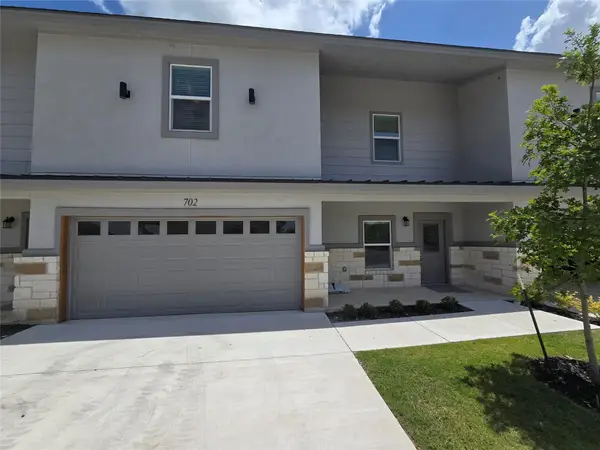 2105 Tiger Trl #702, Round Rock, TX 78664