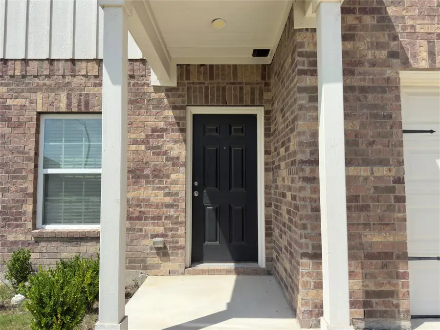 18304 Speculator Ln, Elgin, TX 78621 - Image #2