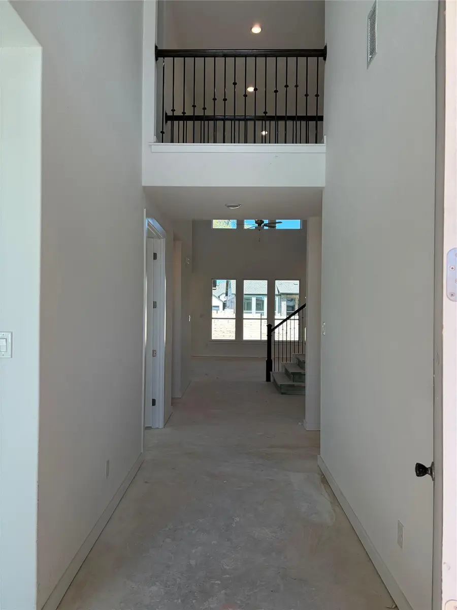 1008 Rollingwood Trl, Georgetown, TX 78633 - #2