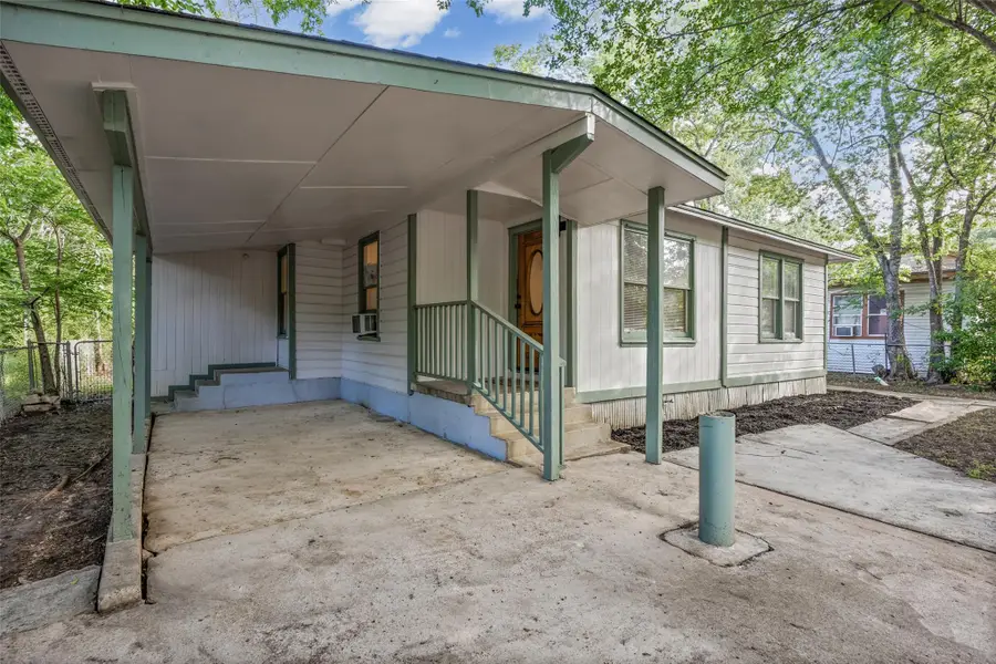 933 Haynes St, San Marcos, TX 78666 - #2
