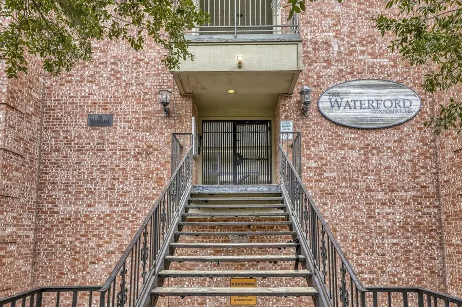 2401 Leon St #100, Austin, TX 78705 - #2