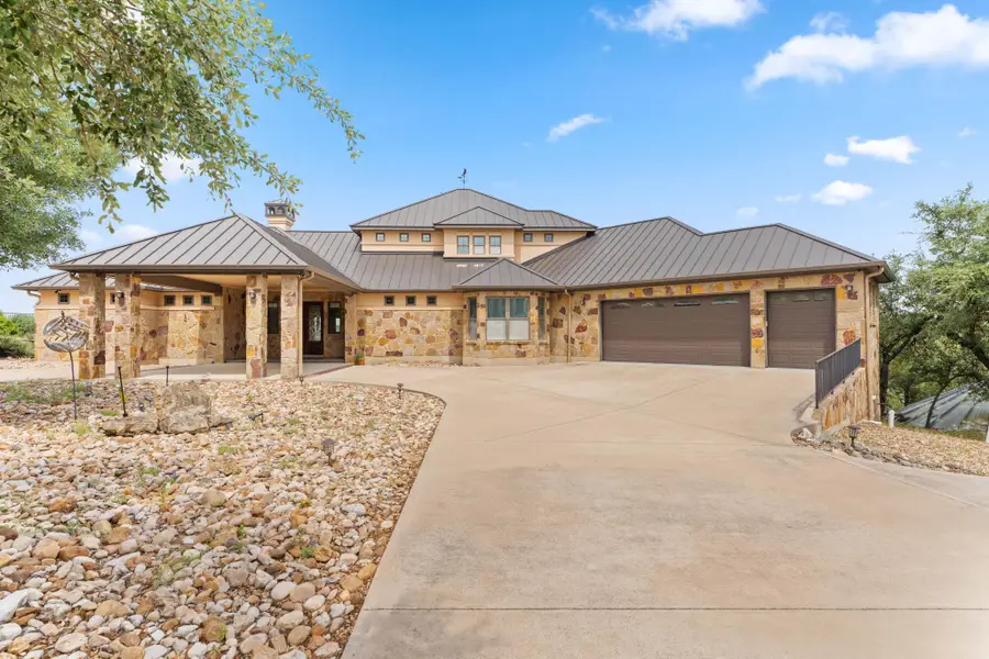 128 Carol Cv, Spicewood, TX 78669 - #2