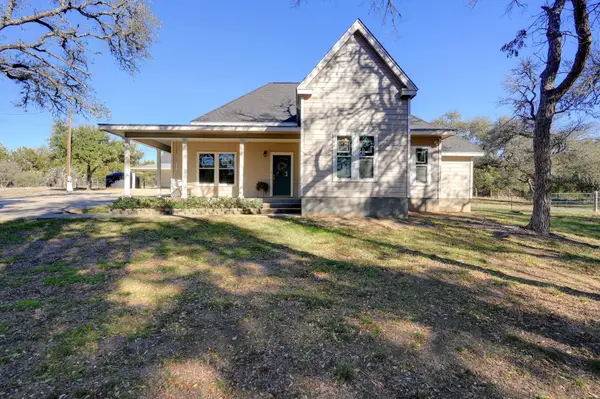 881 Saddleridge Dr, Wimberley, TX 78676