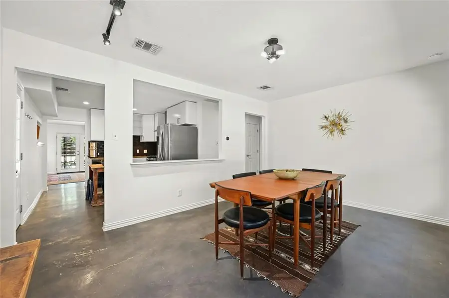 8415 Bowling Green Dr, Austin, TX 78757 - #3