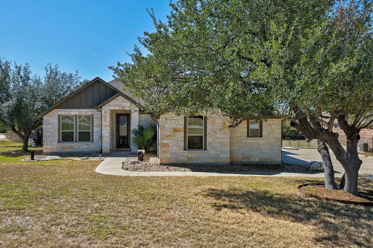 960 Blue Ridge Dr, Dripping Springs, TX 78620 - #1