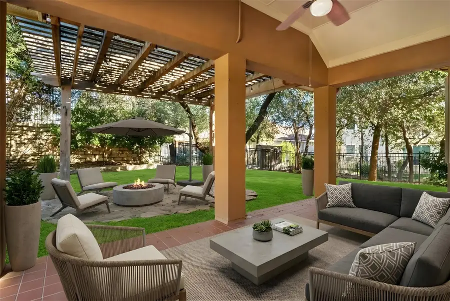 12208 Fairway Cv, Austin, TX 78732 - #2