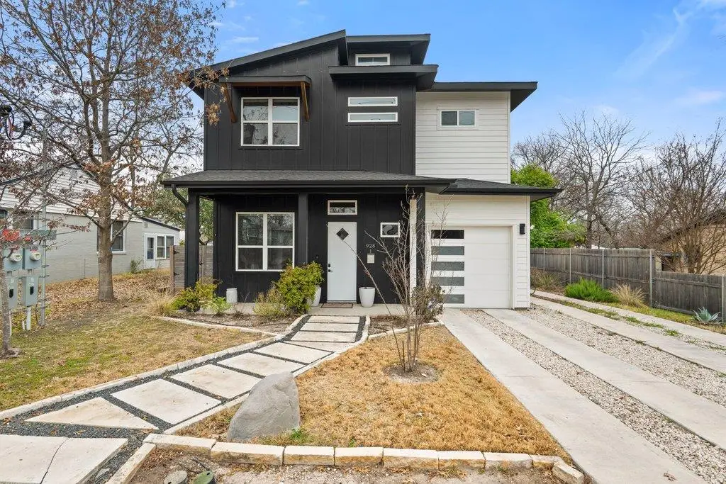928 E 53rd 1/2 St, Austin, TX 78751 - #1
