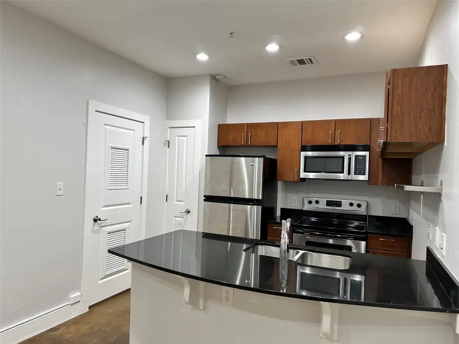 1807 Poquito St #32, Austin, TX 78702 - Image #3