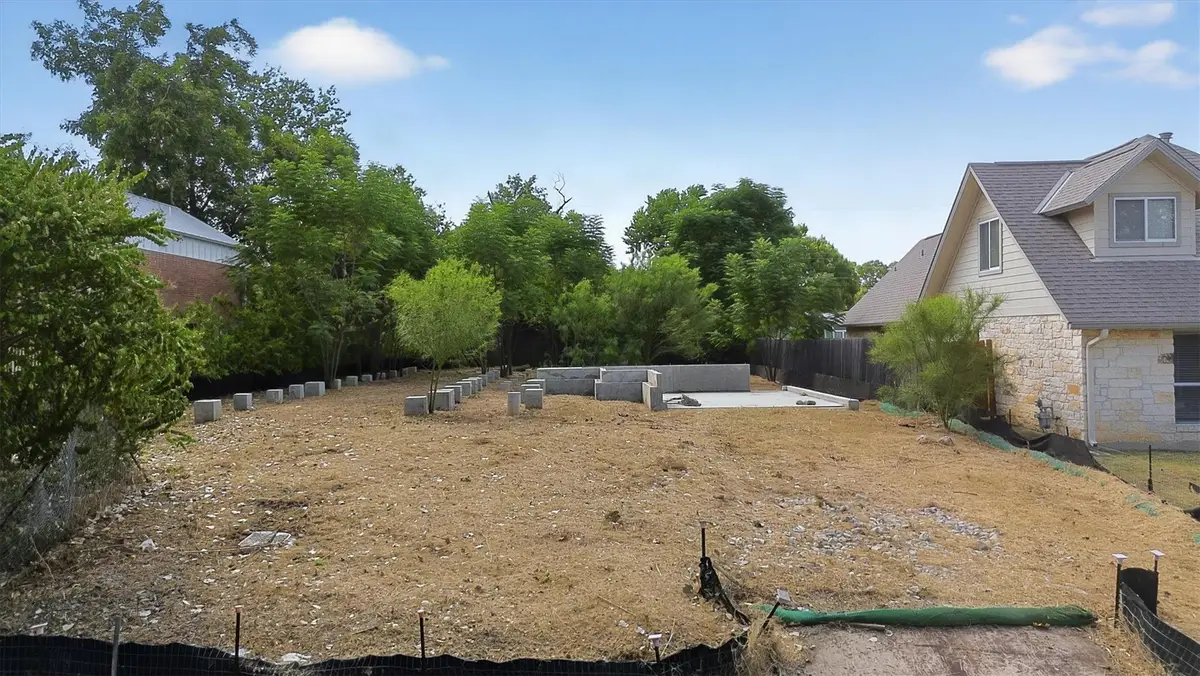 2602 Little John Ln, Austin, TX 78704 - #1