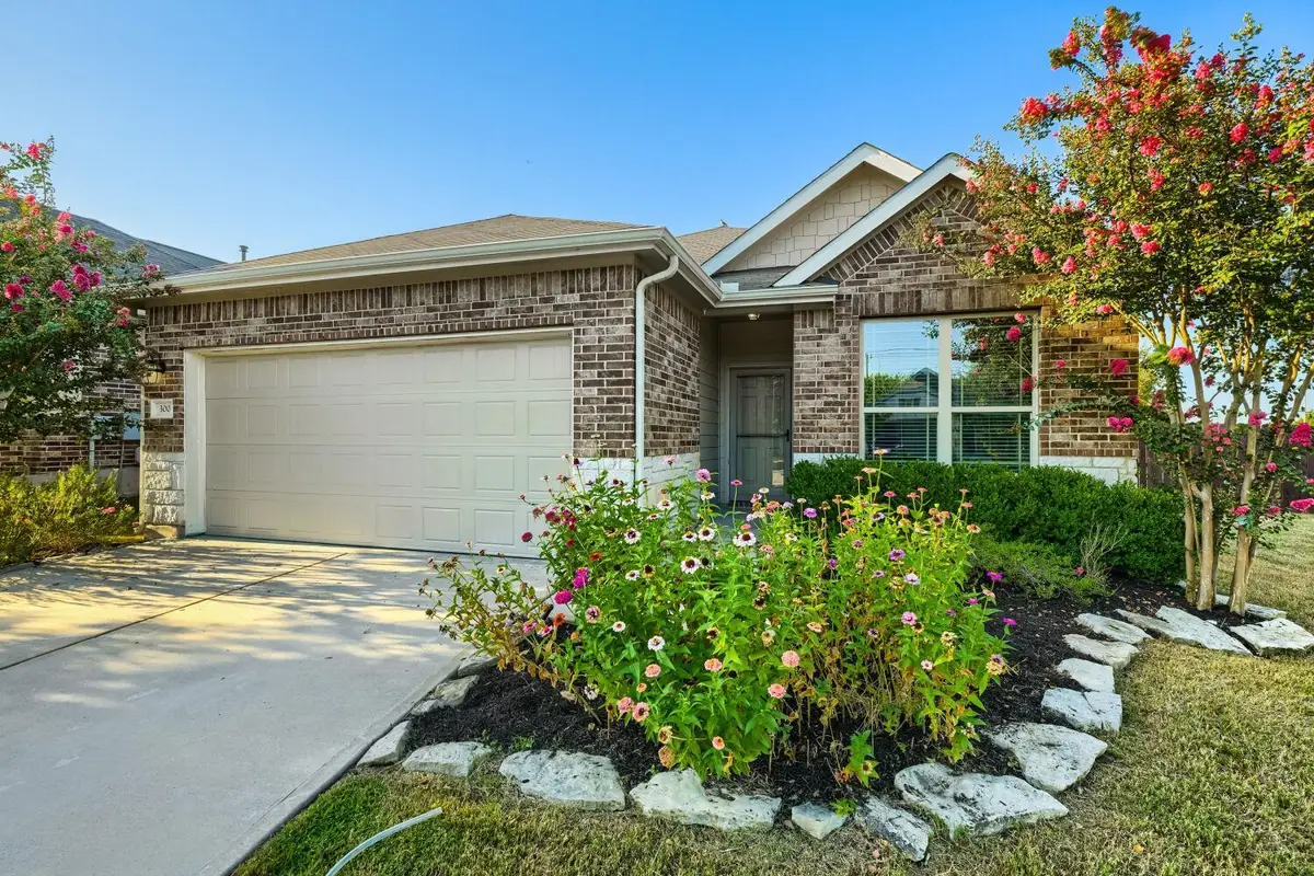 300 Shale Cir, Buda, TX 78610 - #1