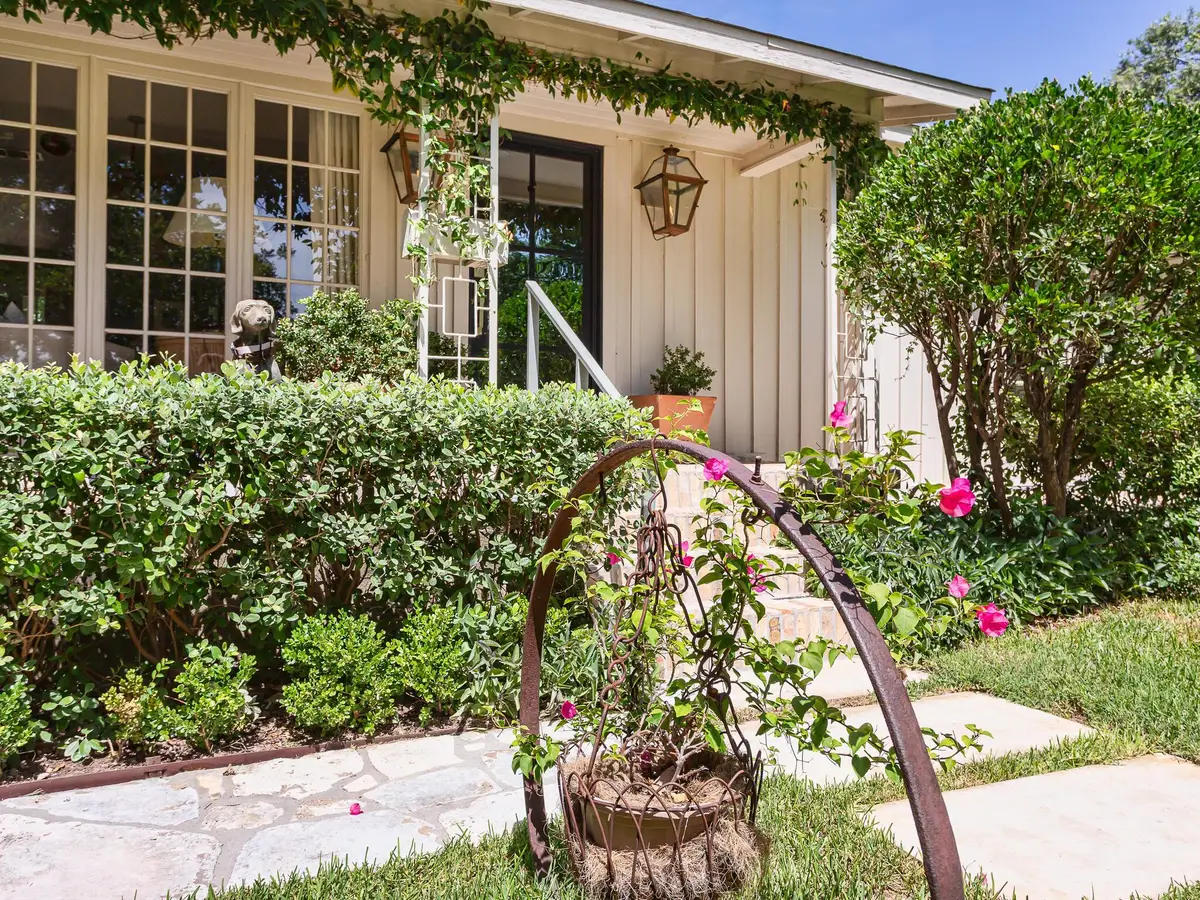 3902 Petes Path, Austin, TX 78731 - #1