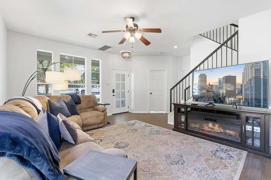 1119 Rawhide Trl, Cedar Park, TX 78613 - Image #3