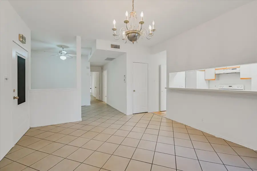 700 S 1st St #103, Austin, TX 78704 - #3