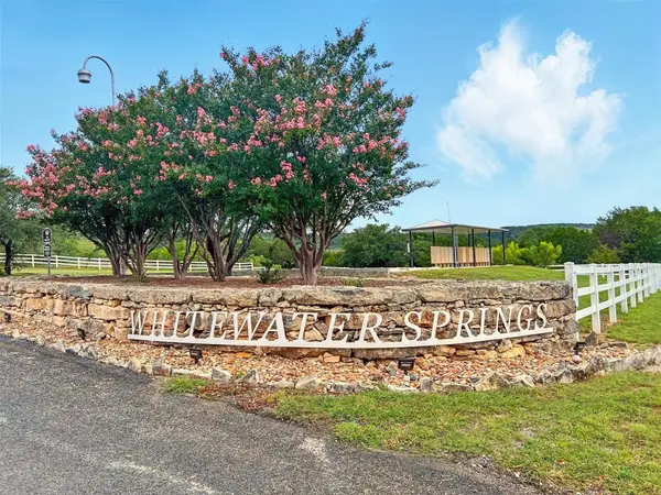 318 Whitewater Dr, Bertram, TX 78605