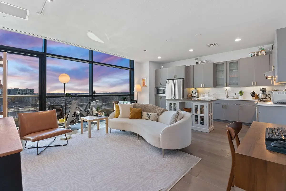 555 E 5th #817, Austin, TX 78701 - Image #1