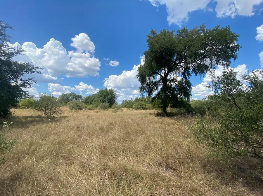 626 Strada Luca, Florence, TX 76527 - Image #3