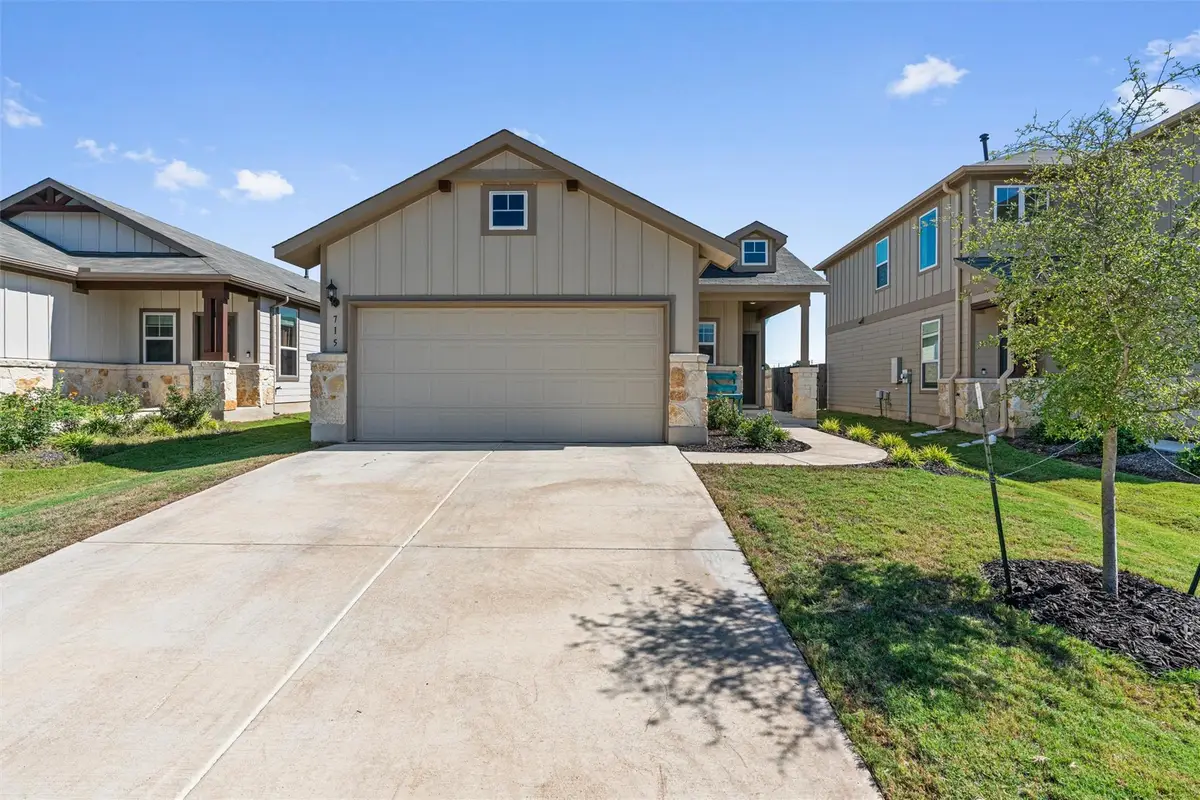 715 Papaya Dr, Buda, TX 78610 - #1