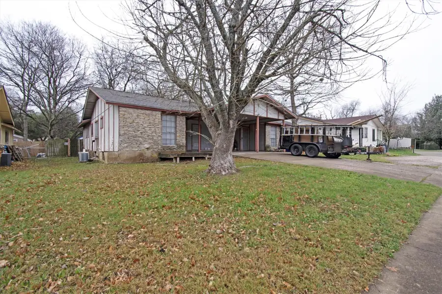 6305 Emerald Forest Dr, Austin, TX 78745 - #3