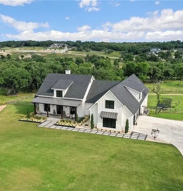 212 San Gabriel Hideaway Cv, Liberty Hill, TX 78642