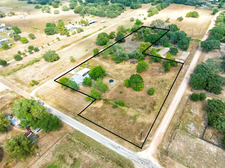371 County Road 146, Hallettsville, TX 77964 - Image #3