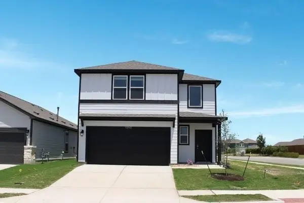 13313 Triple Jet Dr, Buda, TX 78610