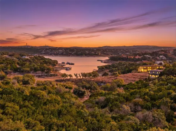 701 N Angel Light Dr, Spicewood, TX 78669