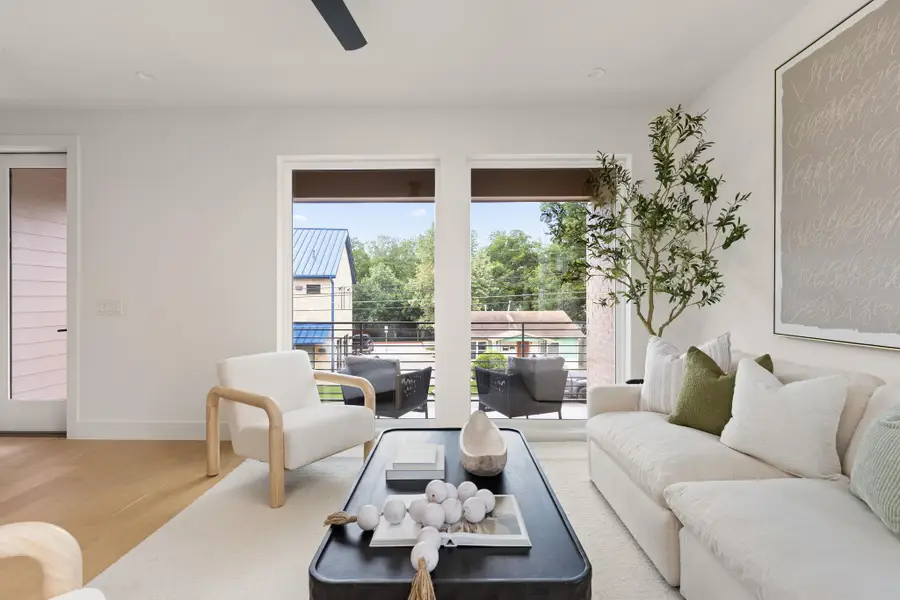 3528 Gonzales St #1B, Austin, TX 78702 - #2
