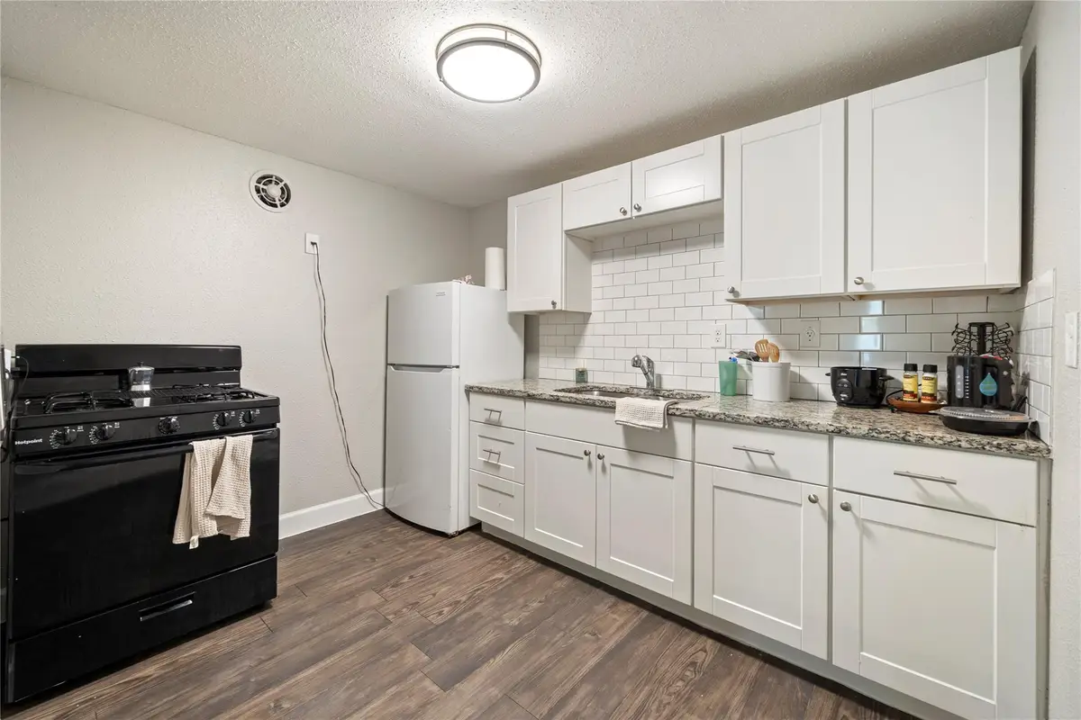 201 West 31st St #E, Austin, TX 78705 - #1