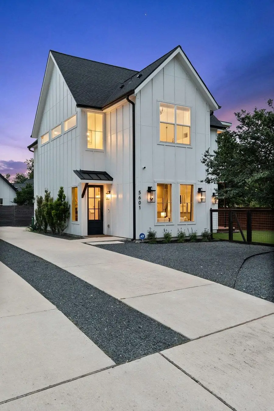 5601 Jackie Robinson St #1, Austin, TX 78721 - #2