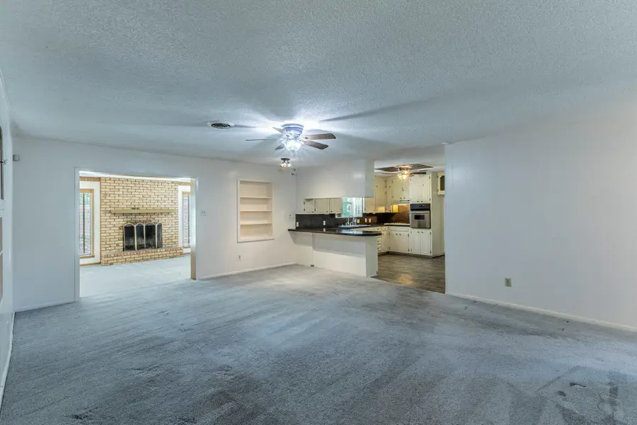 1808 N Beal St, Belton, TX 76513 - #3