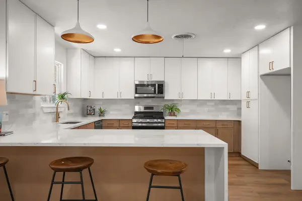 11704 Indianhead Dr, Austin, TX 78753