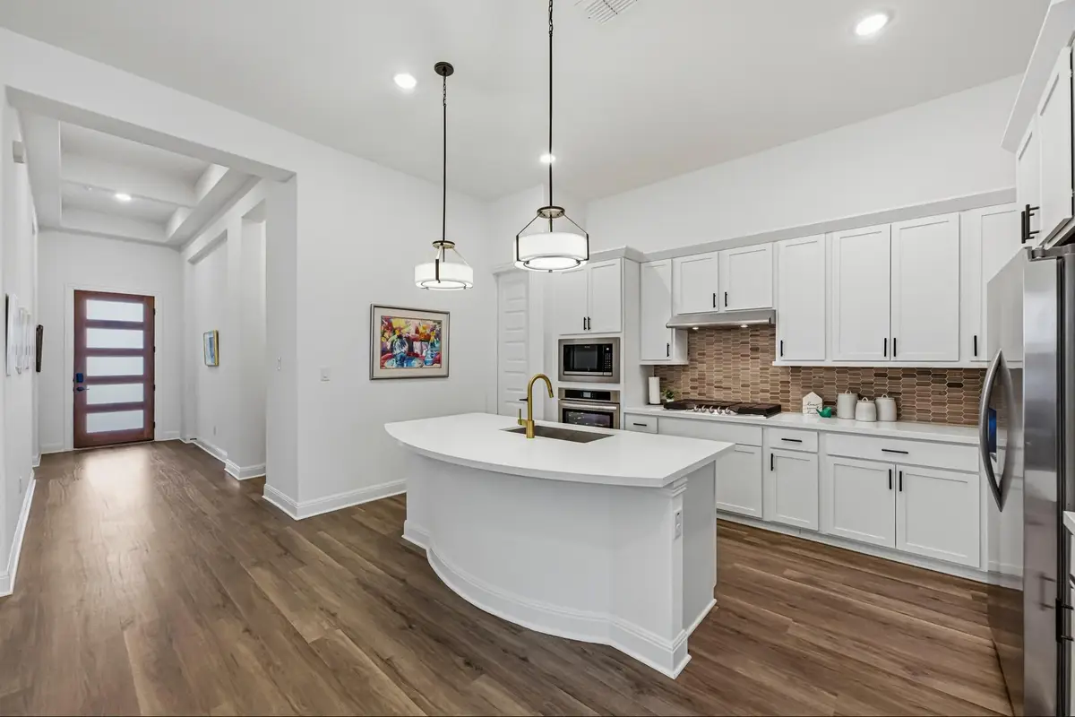 602 Jefferson Dr, Kyle, TX 78640 - #1