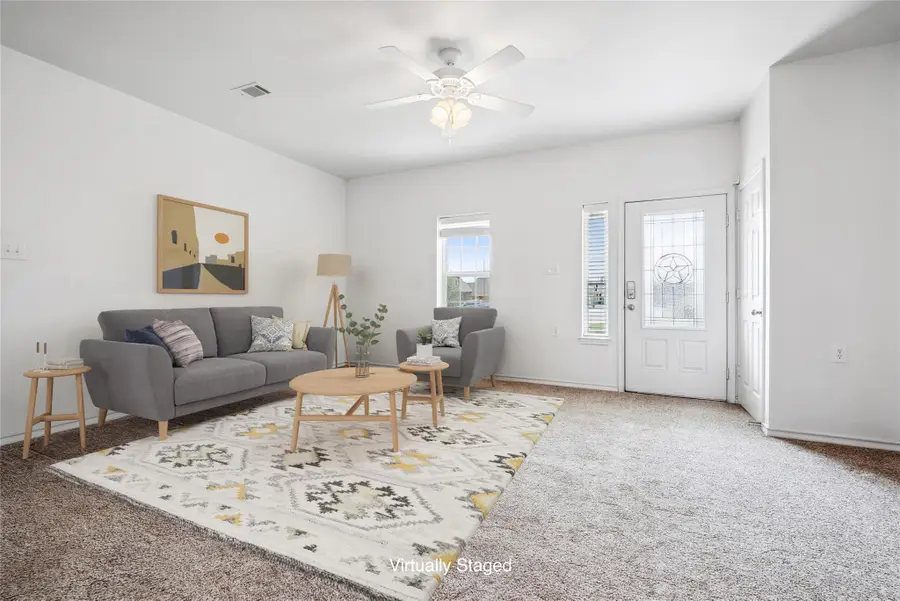 826 Savannah Cv, Elgin, TX 78621 - Image #2