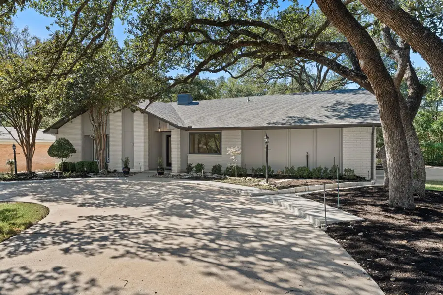 9109 Balcones Club Dr, Austin, TX 78750 - Image #2