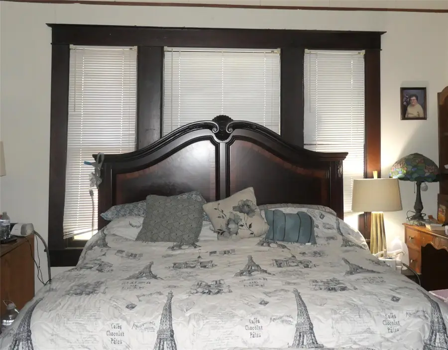 231 S Evie St, Bartlett, TX 76511 - Image #3