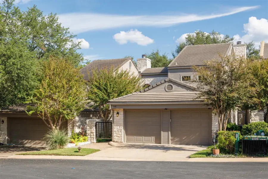 116 W Eagle Dr, The Hills, TX 78738 - Image #3