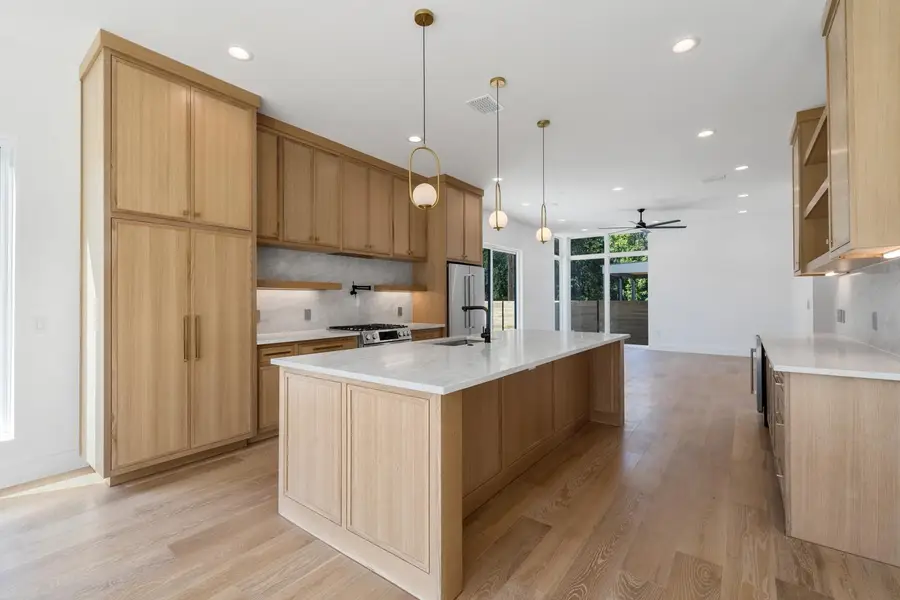 4806 Richmond Ave #1, Austin, TX 78745 - Image #2