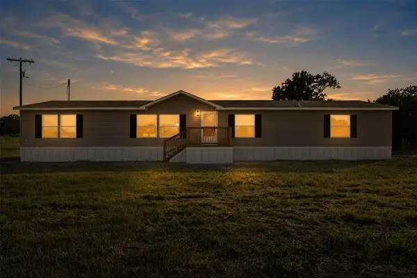 3299 Dale Ln, Dale, TX 78616