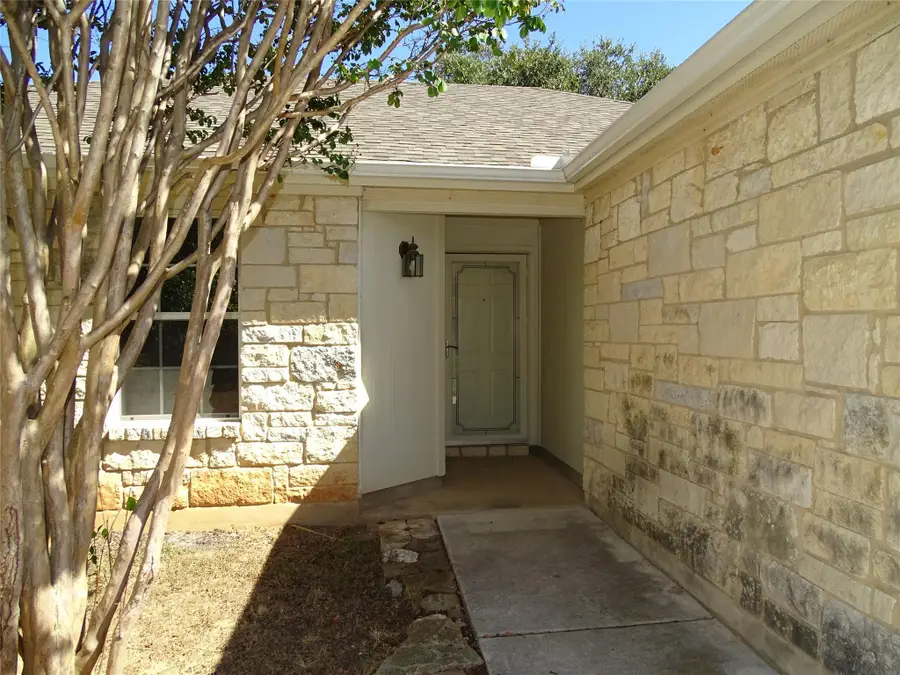 4 Memory Ln, Wimberley, TX 78676 - Image #2