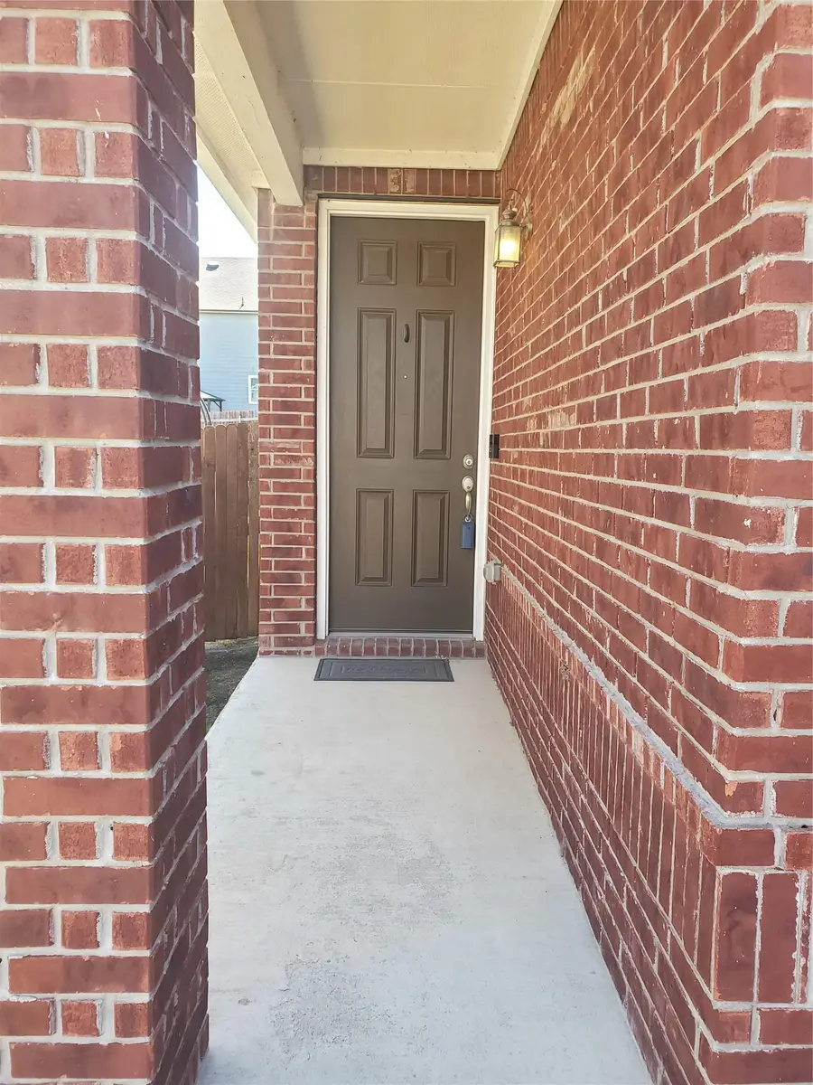 313 Los Cobos Ln, Georgetown, TX 78626 - #2