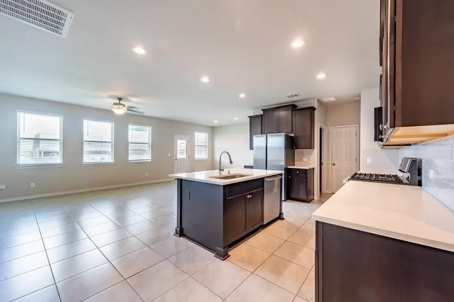 1325 Eagle Ray St, Leander, TX 78641 - Image #2