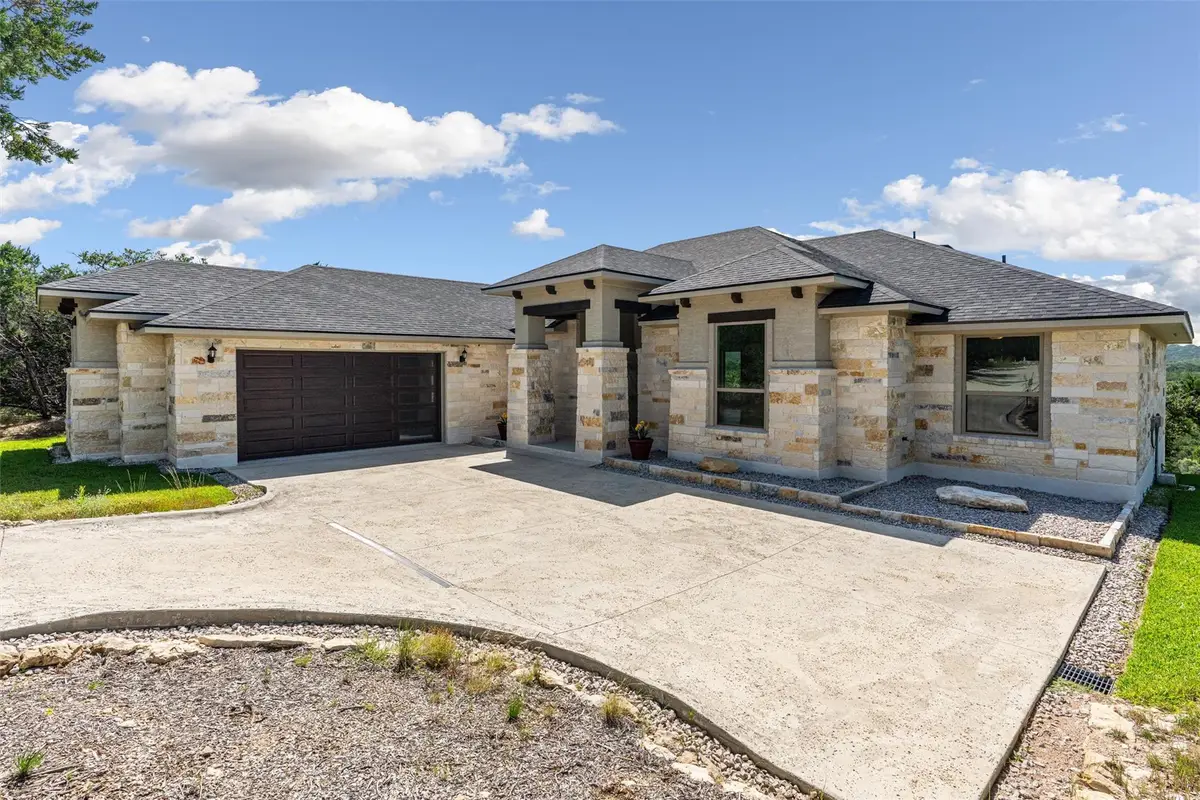 25012 Montana Creek Xing, Marble Falls, TX 78654 - #1