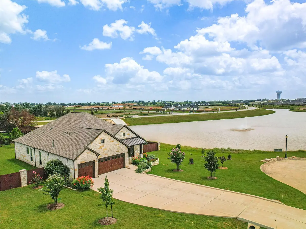 340 Chisholm Trl, Bastrop, TX 78602 - #1