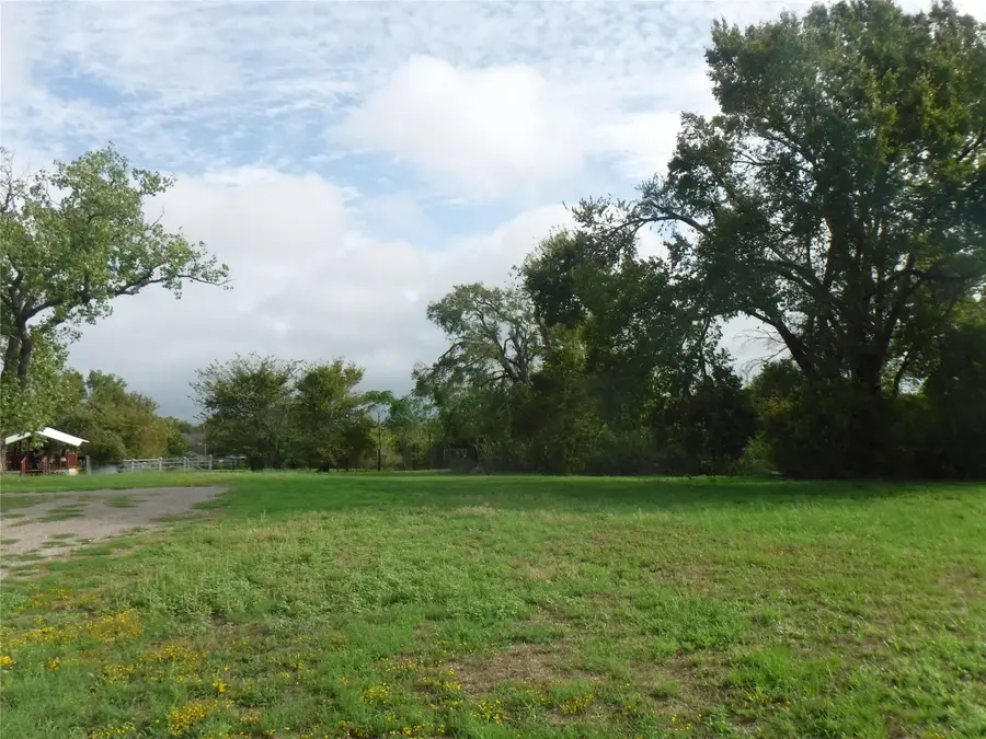 524 Old McDade Rd Old Mcdade Rd, Elgin, TX 78621 - #3