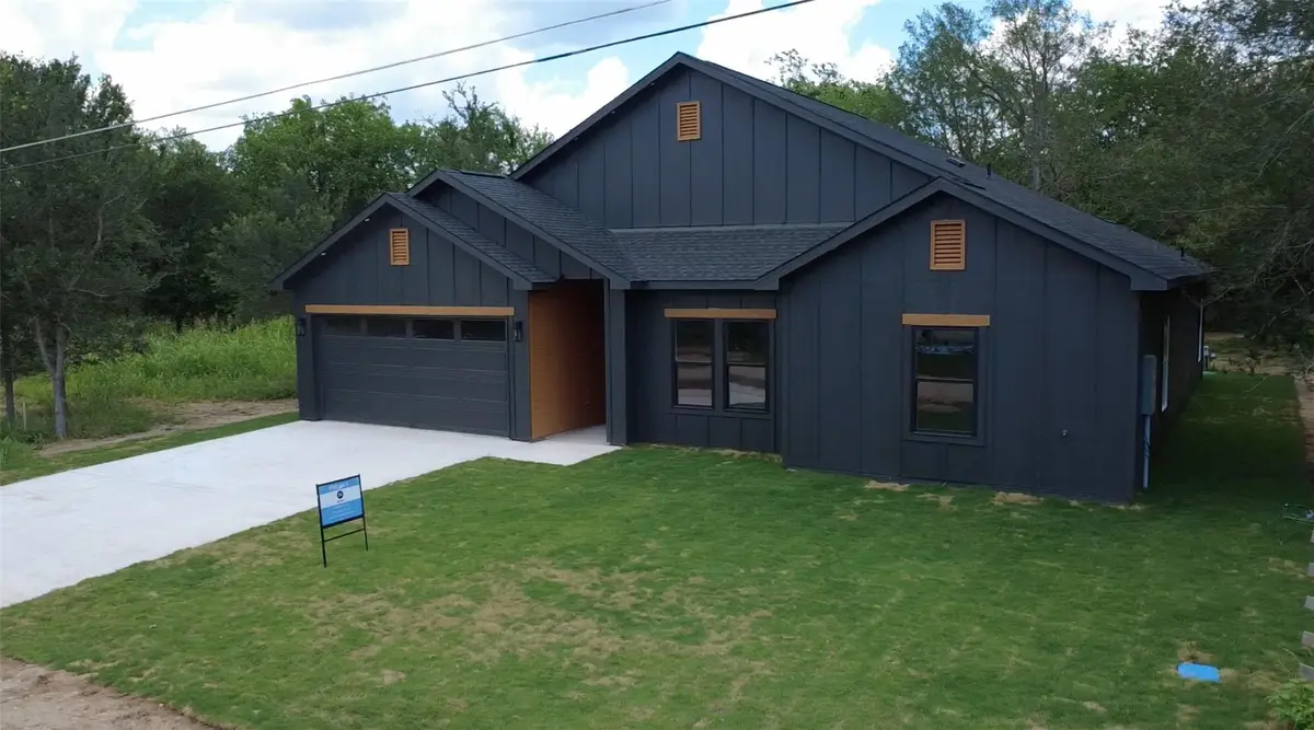 130 Waimanalo Ln, Bastrop, TX 78602 - #1