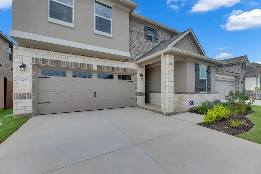 529 Raleigh Dr, Georgetown, TX 78633 - Image #2