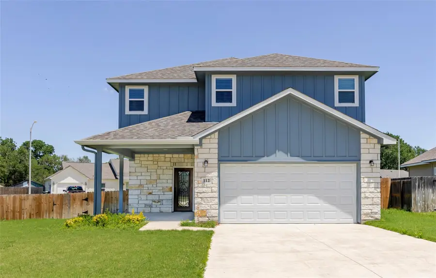 112 Callie St, Smithville, TX 78957 - #2