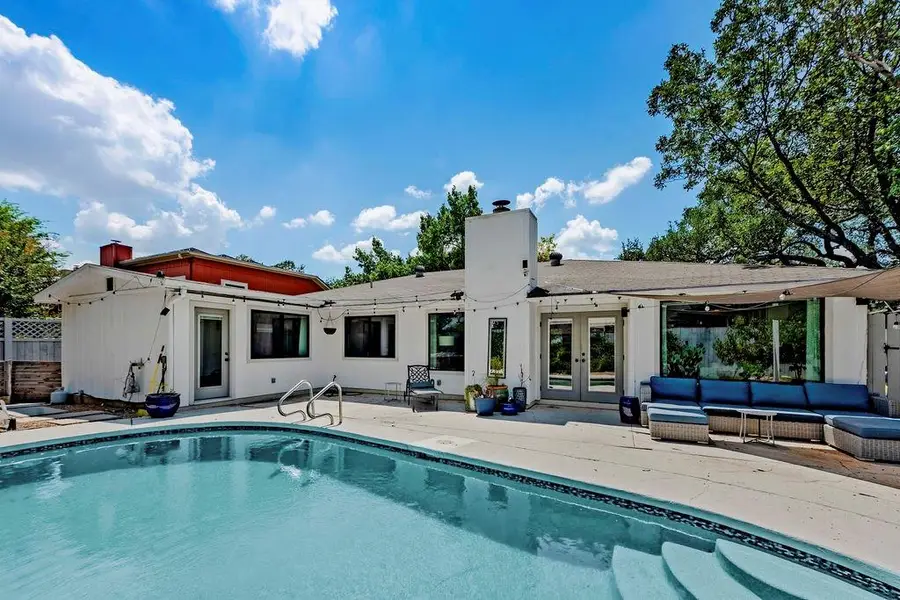 4006 Eton Ln, Austin, TX 78727 - Image #2